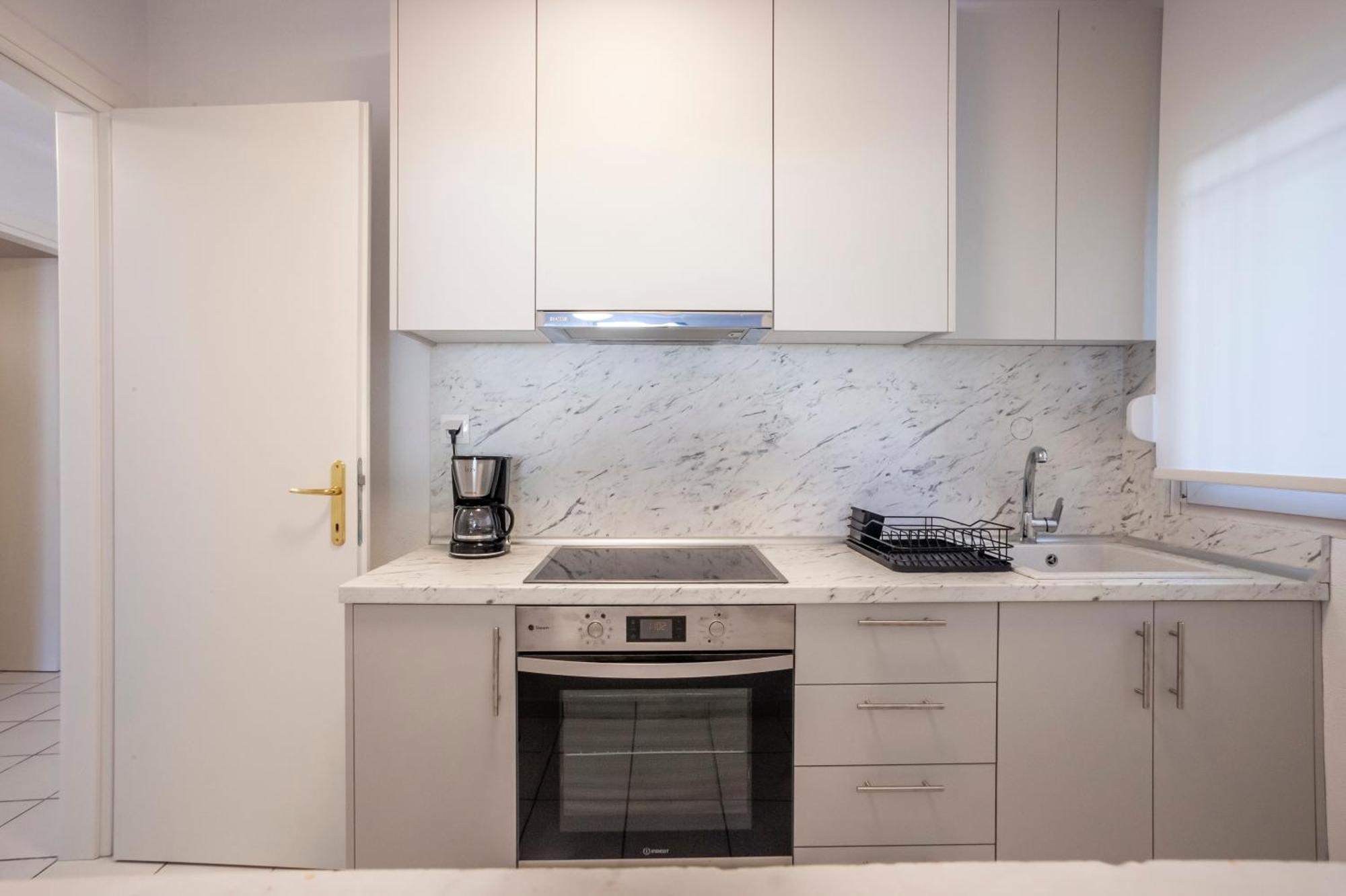 Aris Luxury Apartments Pefkochori Exterior photo