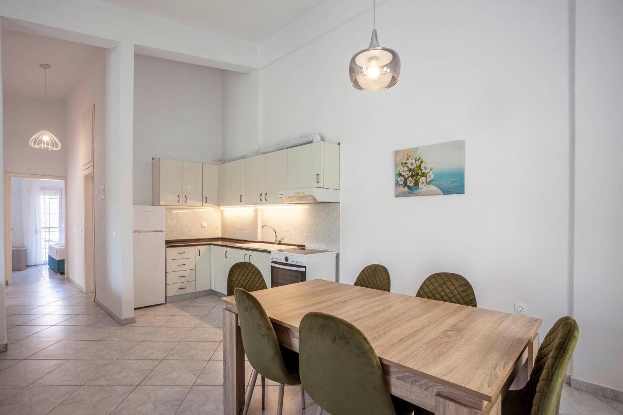 Aris Luxury Apartments Pefkochori Exterior photo